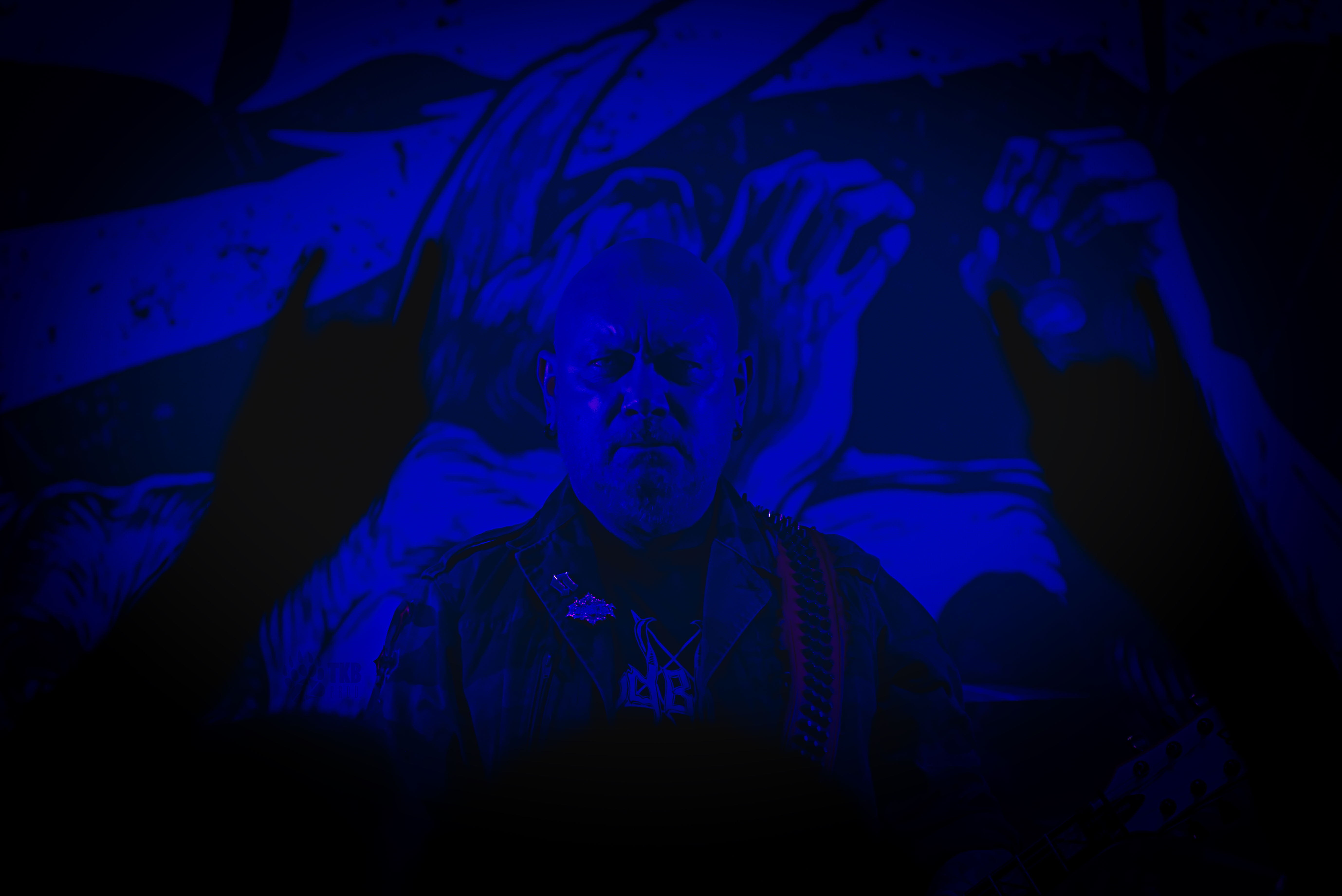 Loudblast + Akiavel + T.T.T (Tribute to Trash)