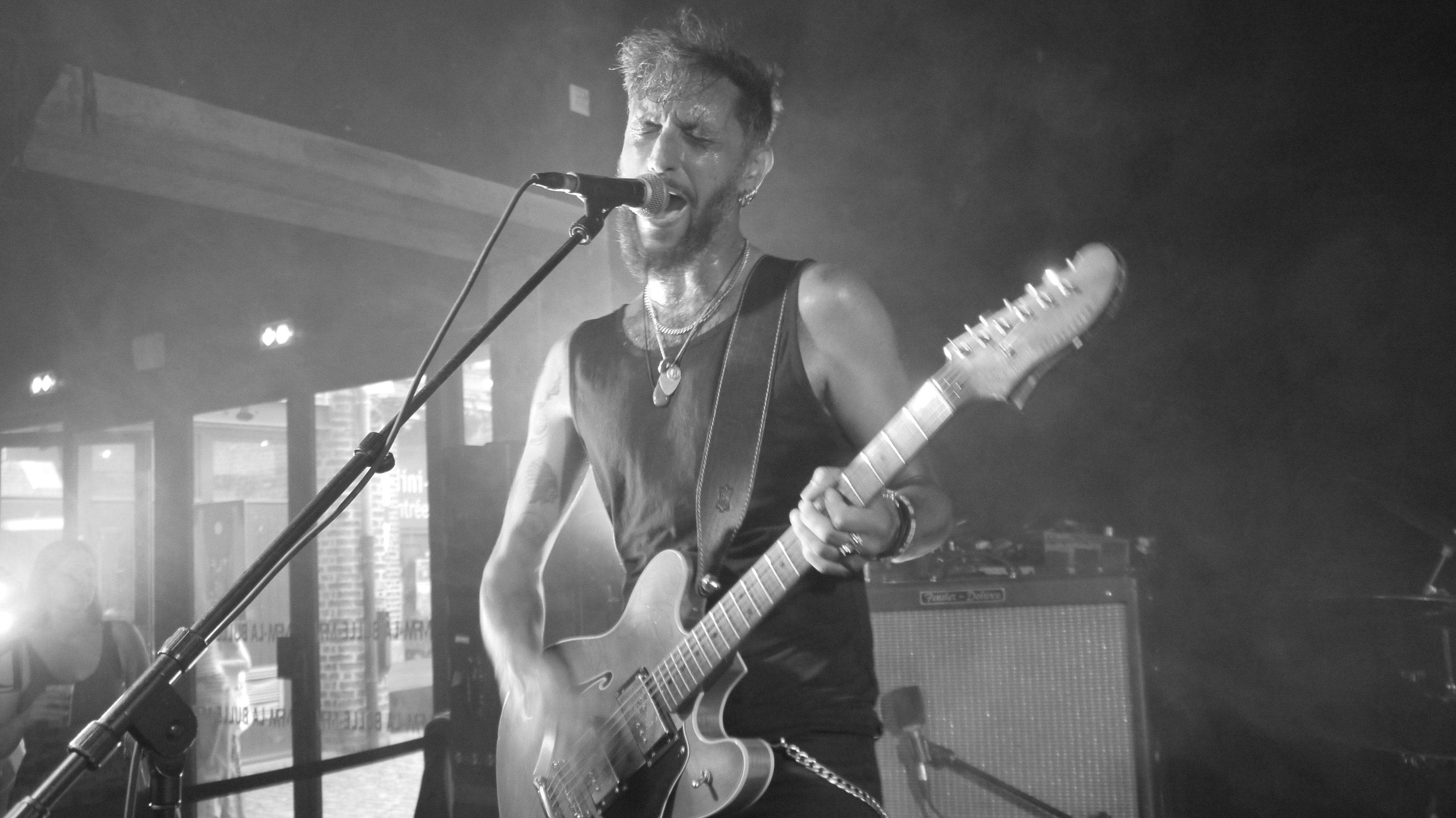 Live-report: Valley of the Sun + Ghost Town Dog&rsquo;s – La Bulle Café, Lille (01/07/25)